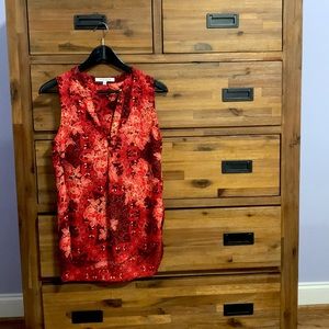 Lovely sleeveless print blouse